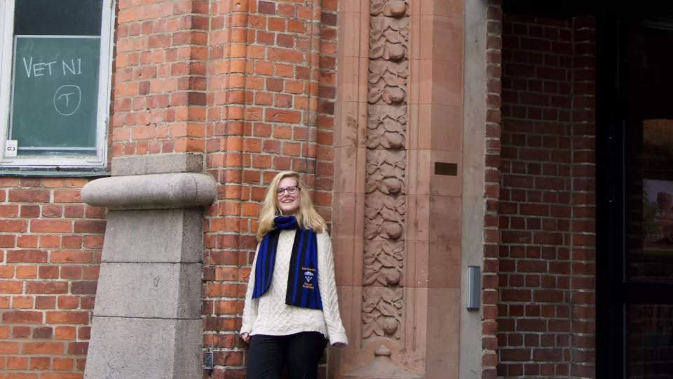 Alexandra Franzén outside of the AF-building in Lund. Photo: Emma Lord. 